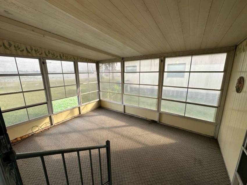 37 Hideaway Lane a Winter Haven, FL Mobile or Manufactured Home for Sale